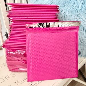 Bubbler Mailers, Pink, 7 x 7, With Adhesive Strip, Quantity - 47, NEW